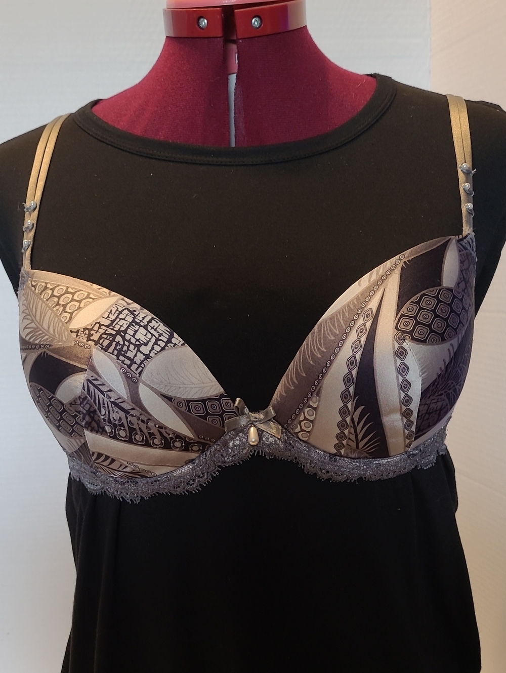 LISE CHARMEL Plunge Push-Up Bra in Taupe & Black - 34C